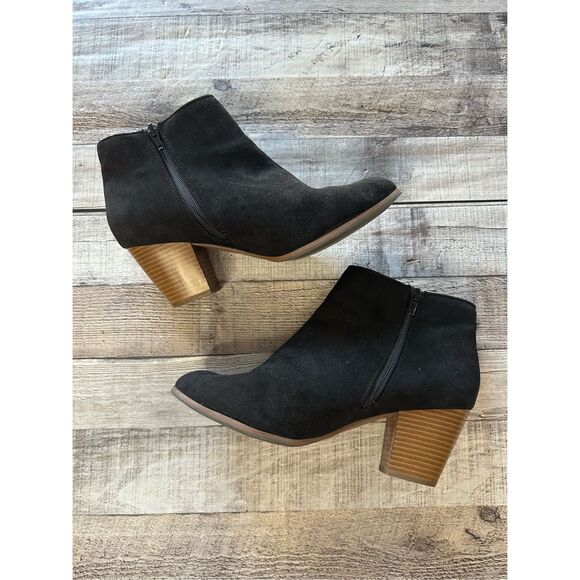 Style & Co. Jamila Suede Black Ankle Booties | 10M - Picture 1 of 7
